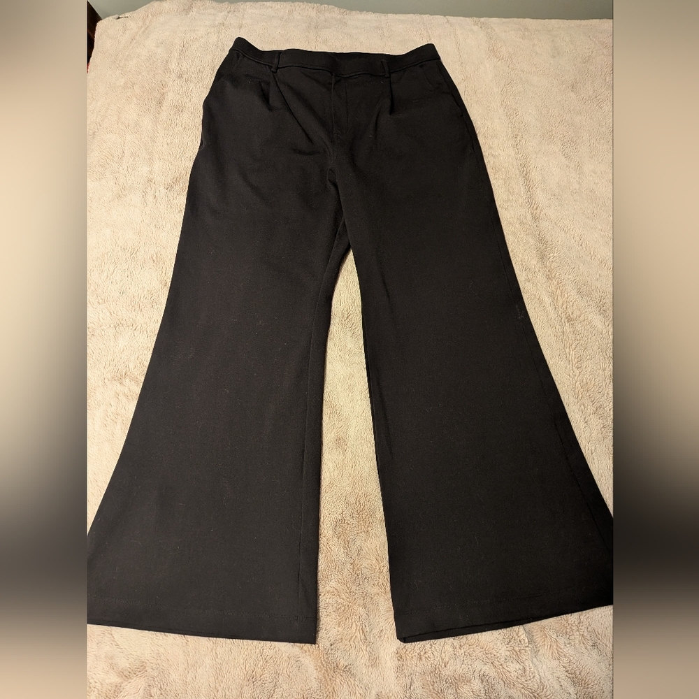 HALARA Black Wide-Leg Women's Pants
